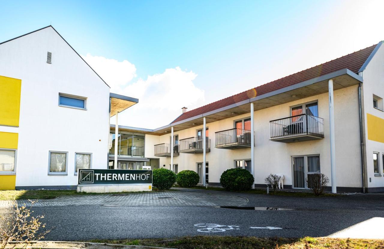 Thermenhof Lutzmannsburg - Inklusive Thermeneintritt エクステリア 写真